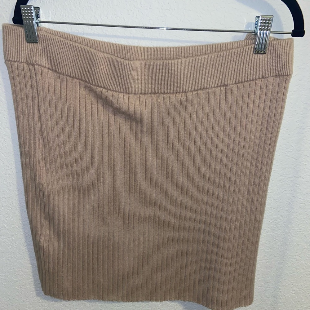 XL Abercrombie and Fitch sweater skirt!